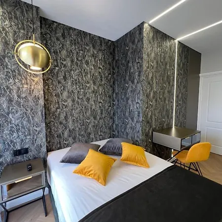 Golden Life Apartment Kielce Exterior photo