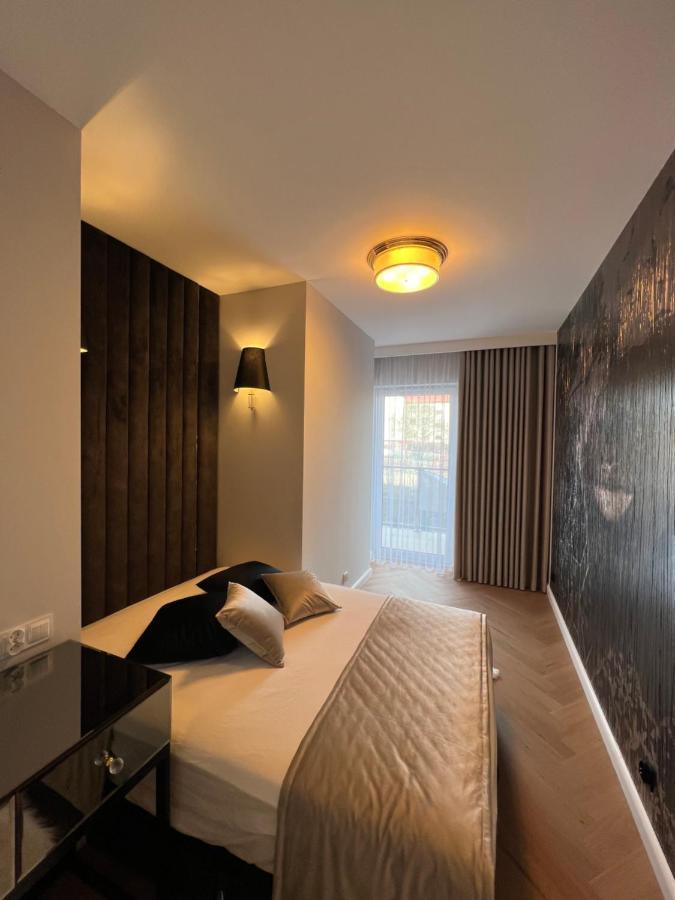 Apartment Golden Life *